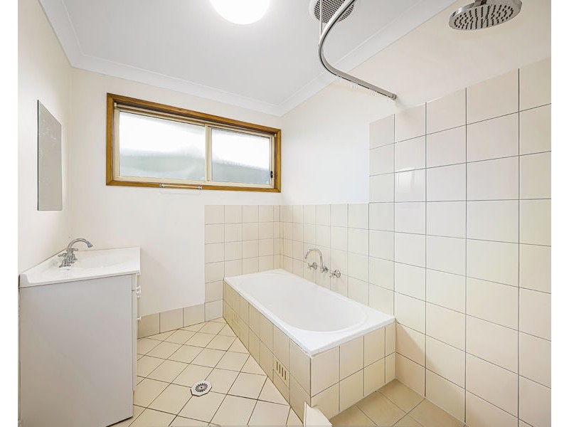 2/42 LINCOLN DRIVE, Cambridge Park NSW 2747