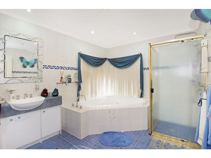 4 Acri St,, Prestons NSW 2170