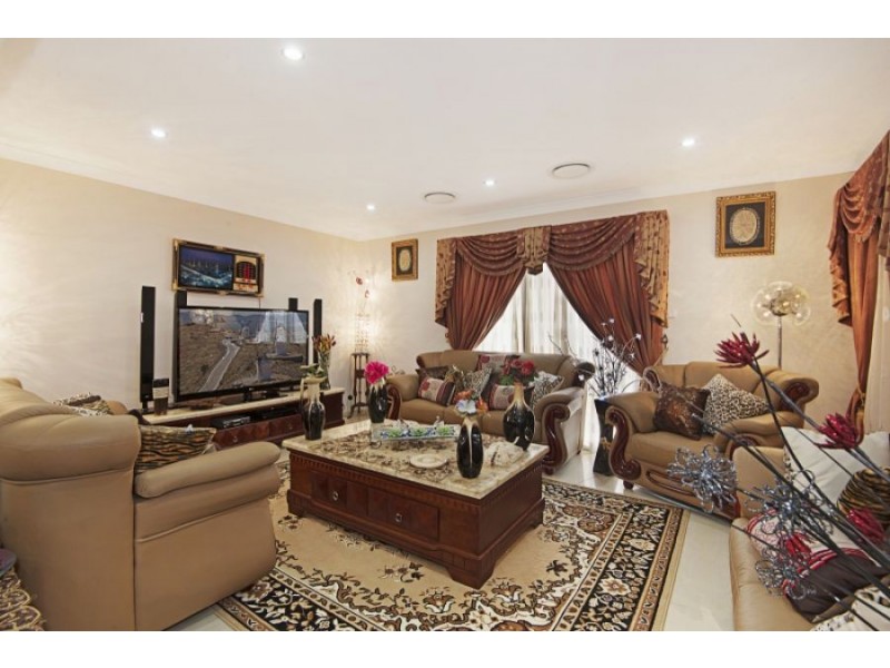 4 Acri St,, Prestons NSW 2170