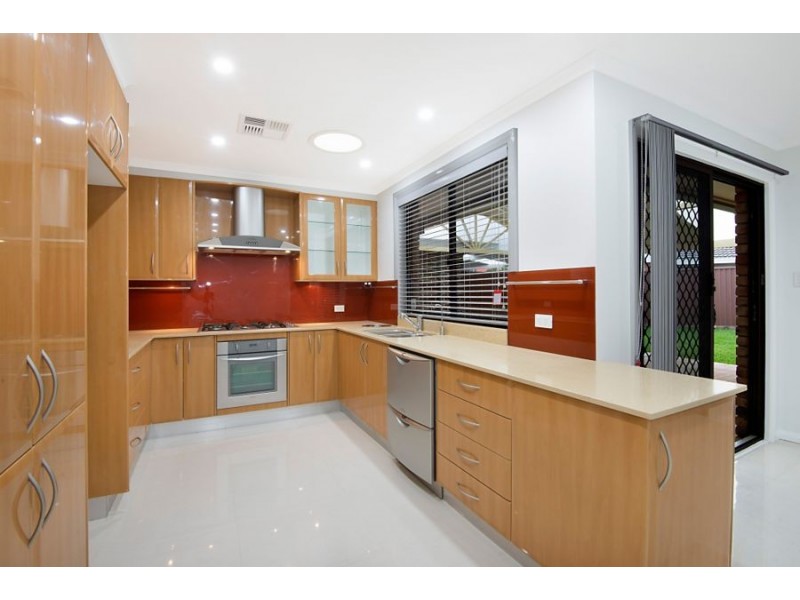 14 Arundel Park Drive, St Clair NSW 2759