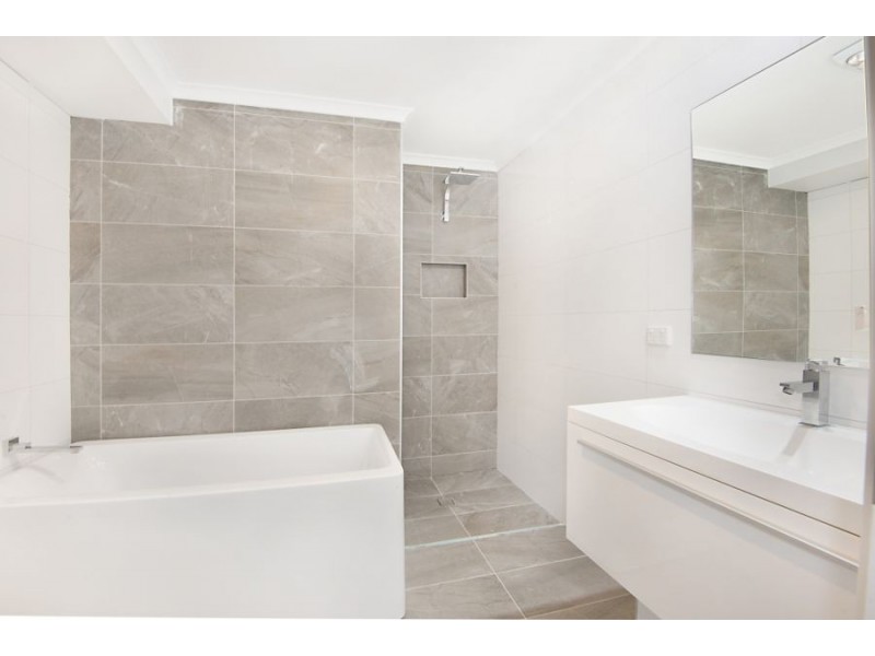 14 Arundel Park Drive, St Clair NSW 2759