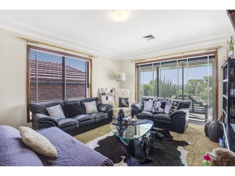 786 The Horsley Drive, Smithfield NSW 2164