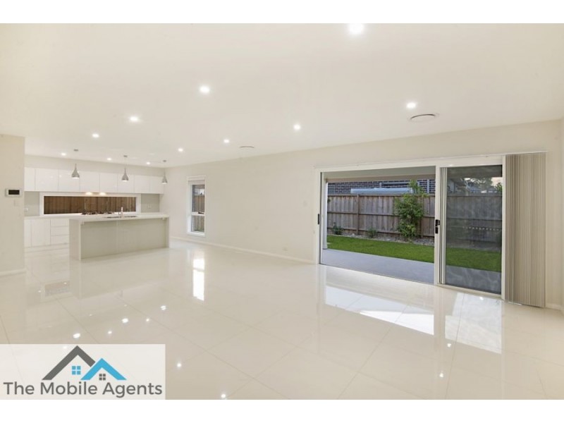 9 Mapleton Ave., Kellyville NSW 2155