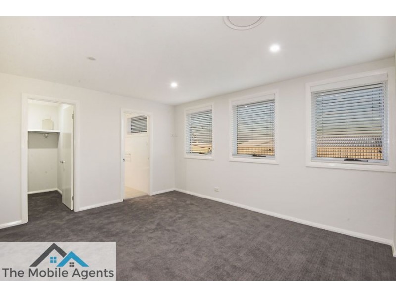 9 Mapleton Ave., Kellyville NSW 2155