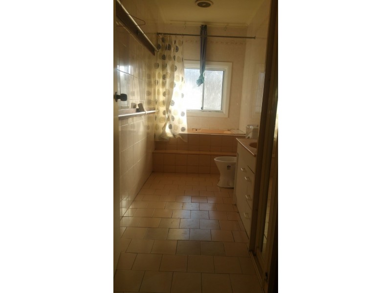 108 Canberra Street, Oxley Park NSW 2760