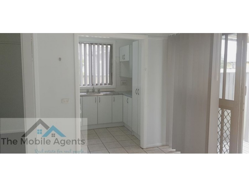 27 Dan Crescent, Colyton NSW 2760
