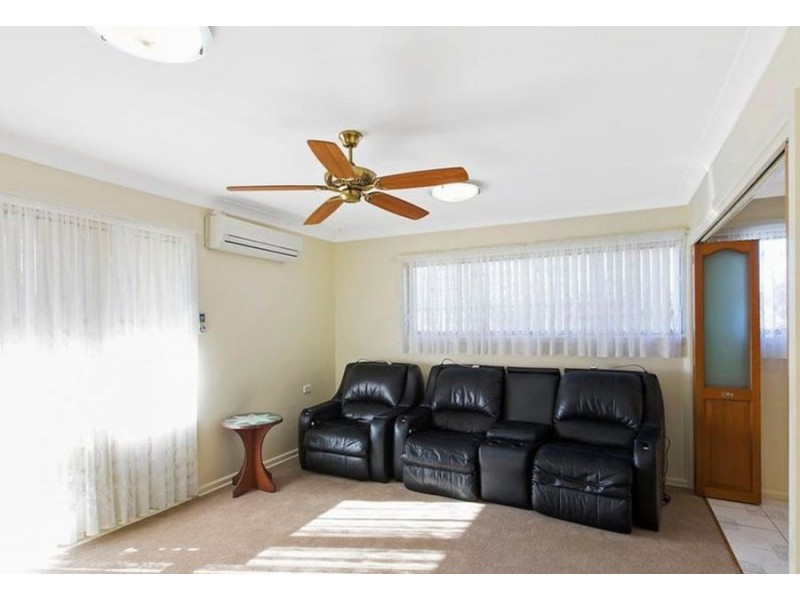 16 Ellsworth Drive, Tregear NSW 2770