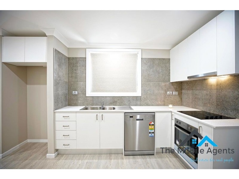 12a Leonard Street, Colyton NSW 2760