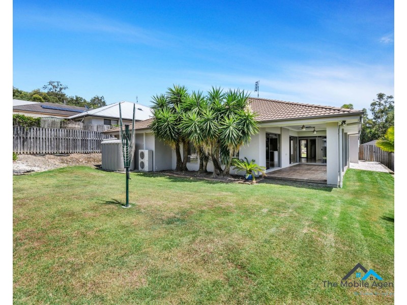 22 Bushland Place, Maudsland QLD 4210