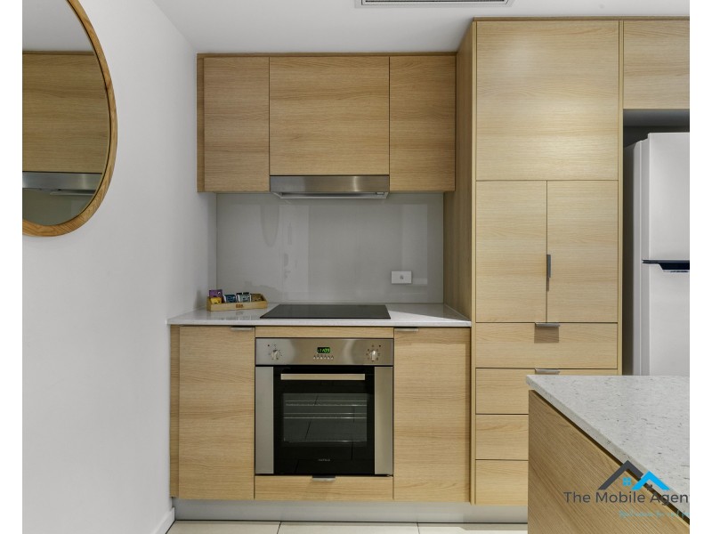 1302/2663 Gold Coast Highway, Broadbeach QLD 4218