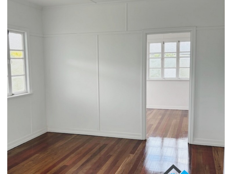 28 SYDNEY STREET, Brassall QLD 4305