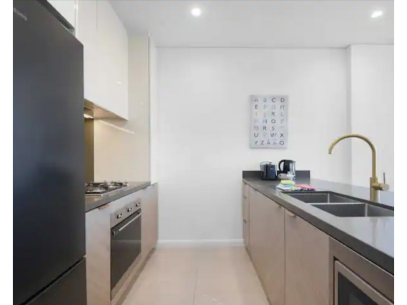 7201/88 THE ESPLANADE, Surfers Paradise QLD 4217