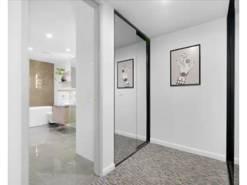 7201/88 THE ESPLANADE, Surfers Paradise QLD 4217