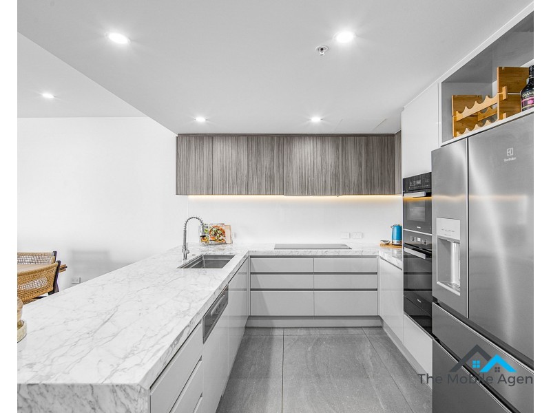 4/116 THE ESPLANADE, Surfers Paradise QLD 4217