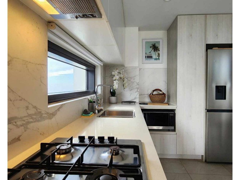 304/3 Northcliffe Terrace, Surfers Paradise QLD 4217