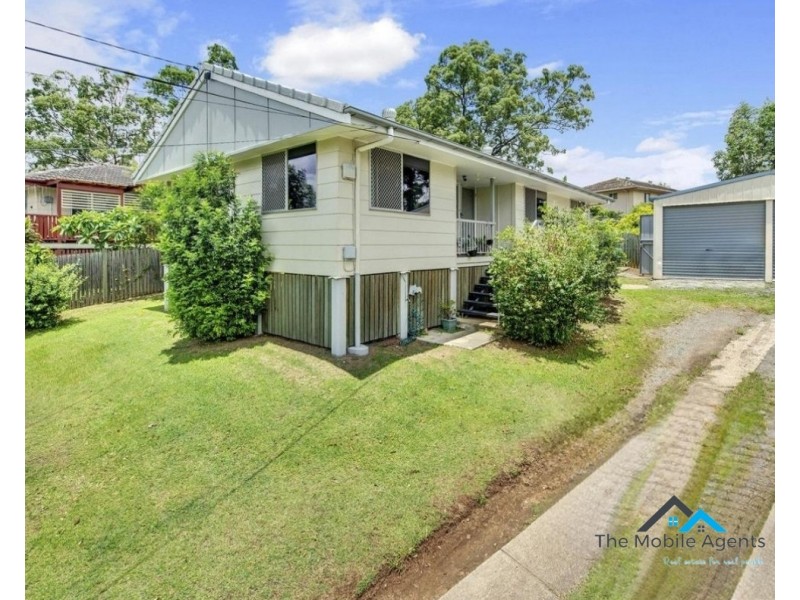 4 CRAMP STREET, Goodna QLD 4300