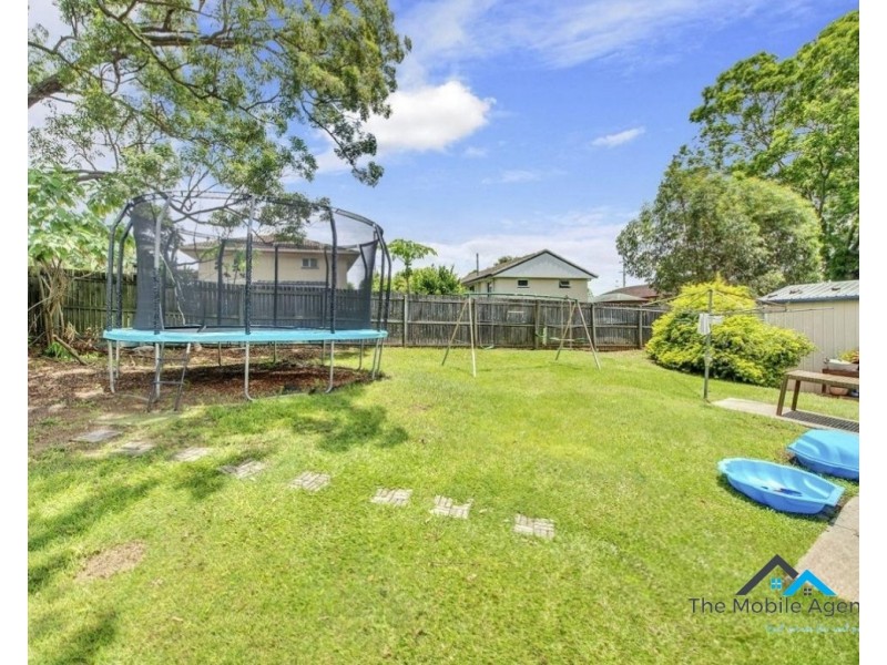 4 CRAMP STREET, Goodna QLD 4300