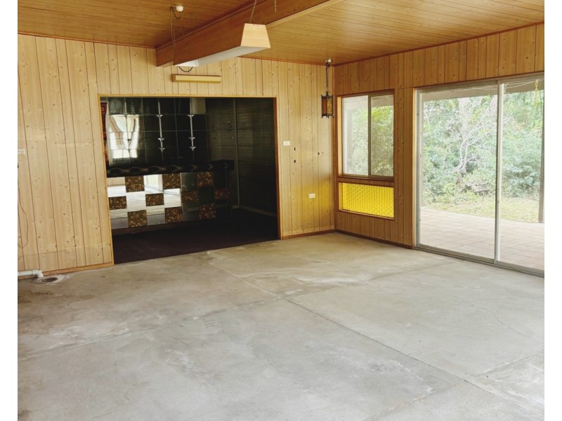 44 Samford Road, Leichhardt QLD 4305