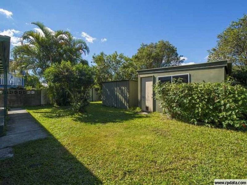 8 Redwood Street, Kingston QLD 4114