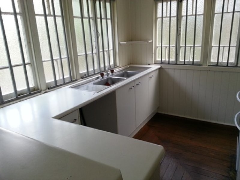 160. Dennis Rd, Springwood QLD 4127