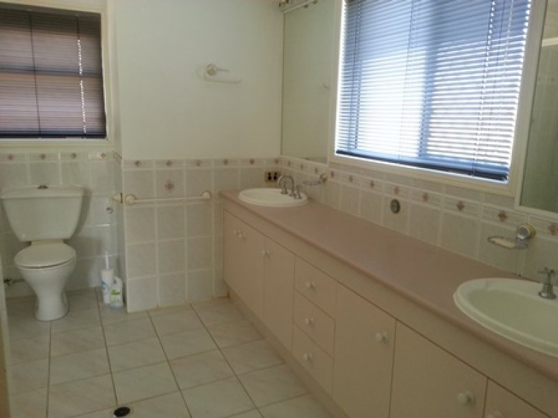 26 Downwind Court, Birkdale QLD 4159