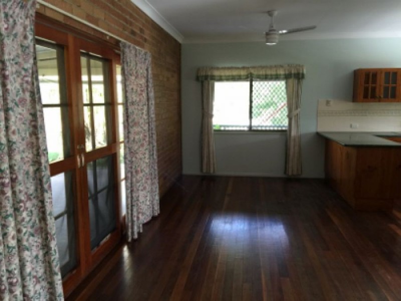 2 Paterson Road, Yatala QLD 4207