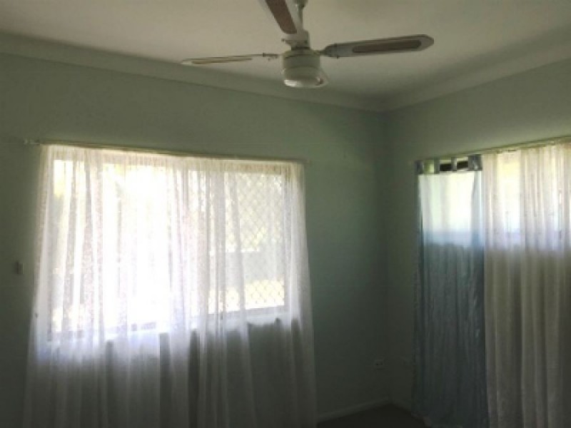 2 Paterson Road, Yatala QLD 4207