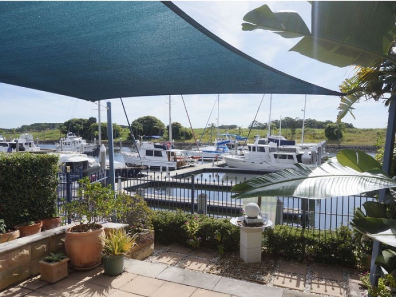 58 John Lund Drive, Hope Island QLD 4212