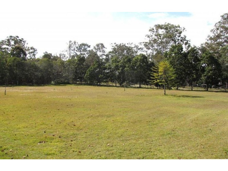 171 Lance Rd, North Maclean QLD 4280