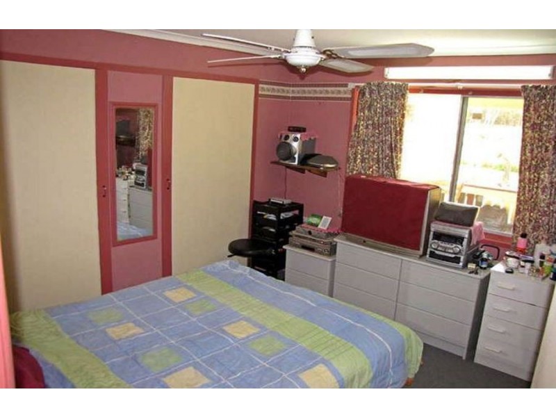 171 Lance Rd, North Maclean QLD 4280