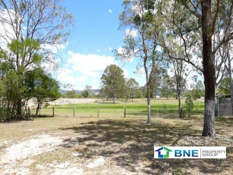 730 Caboolture River Rd, Upper Caboolture QLD 4510