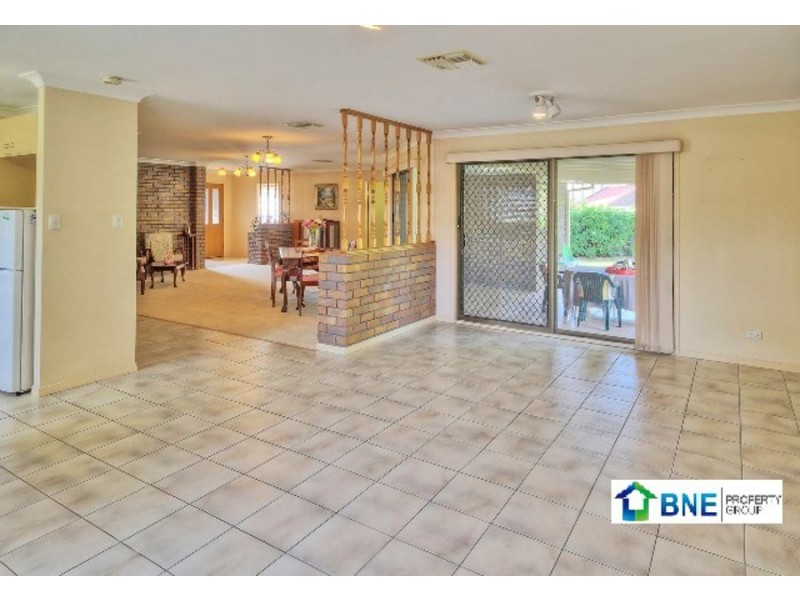 12 Karen Ct, Runcorn QLD 4113