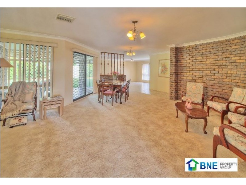 12 Karen Ct, Runcorn QLD 4113