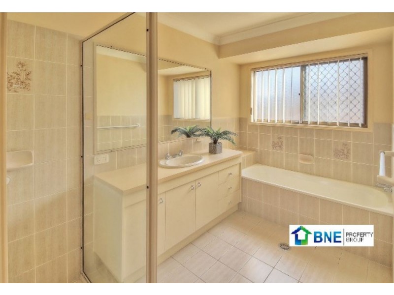 12 Karen Ct, Runcorn QLD 4113