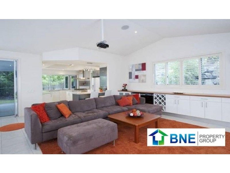 21 Buccaneer Way, Coomera Waters QLD 4209