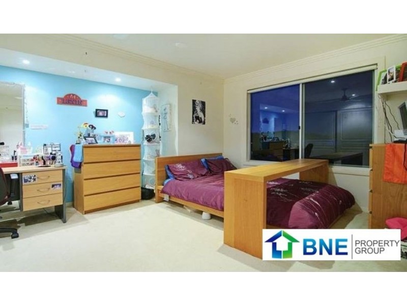 21 Buccaneer Way, Coomera Waters QLD 4209