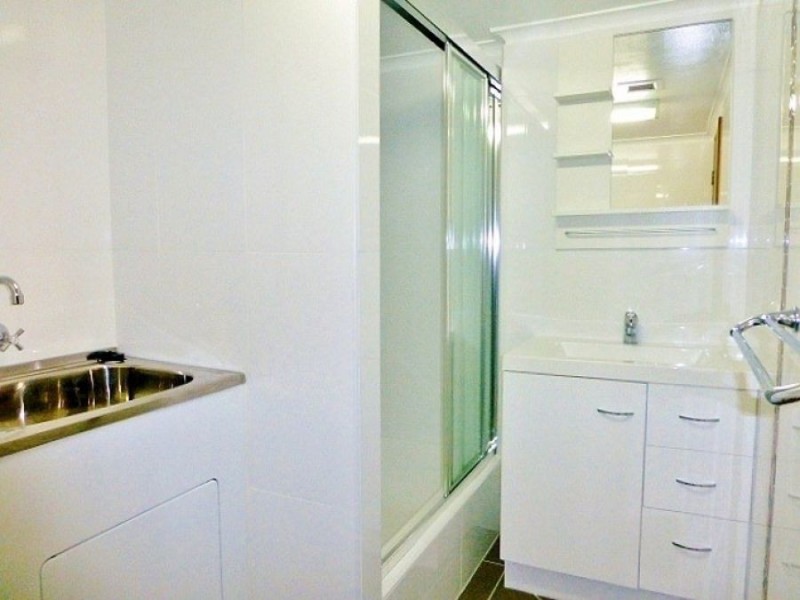 3 41 Riverview Tce, Indooroopilly QLD 4068