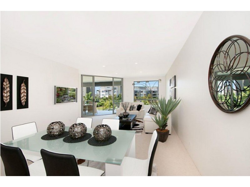522 3 Pendraat Pde, Hope Island QLD 4212