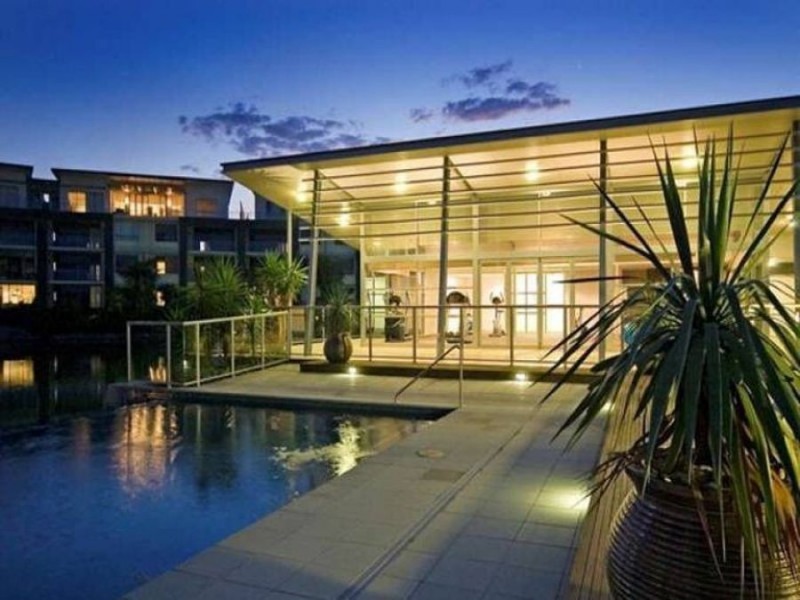 Hope Island QLD 4212