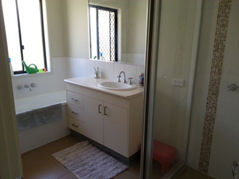 40 Van Beelan Street, Caboolture QLD 4510