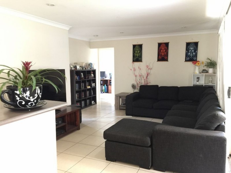 18 Carramar Street, Loganlea QLD 4131