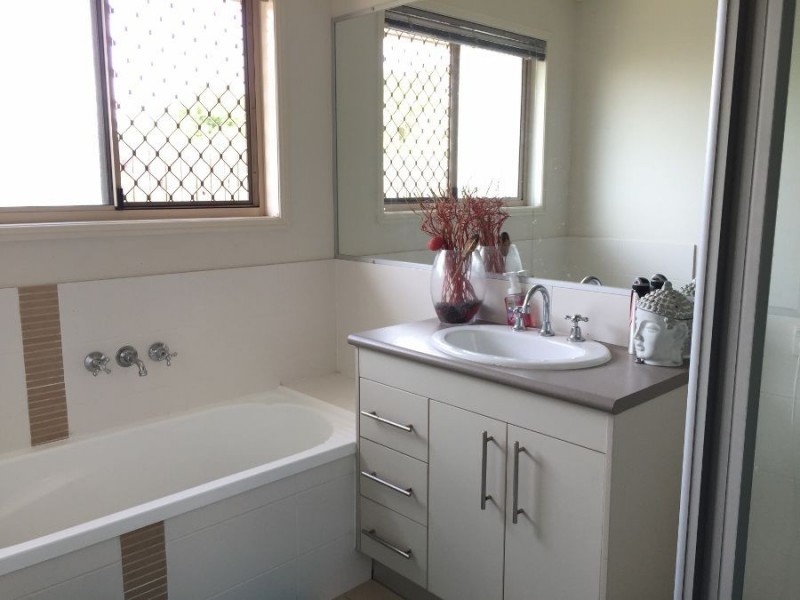 18 Carramar Street, Loganlea QLD 4131
