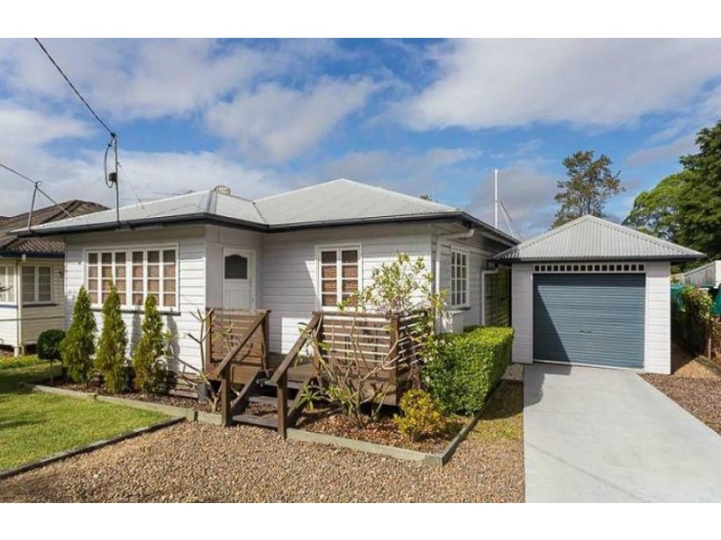 81 Broadwater Rd, Mount Gravatt East QLD 4122