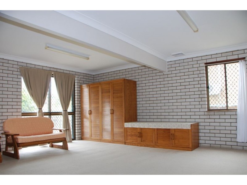 9 Carnoustie St, Macgregor QLD 4109