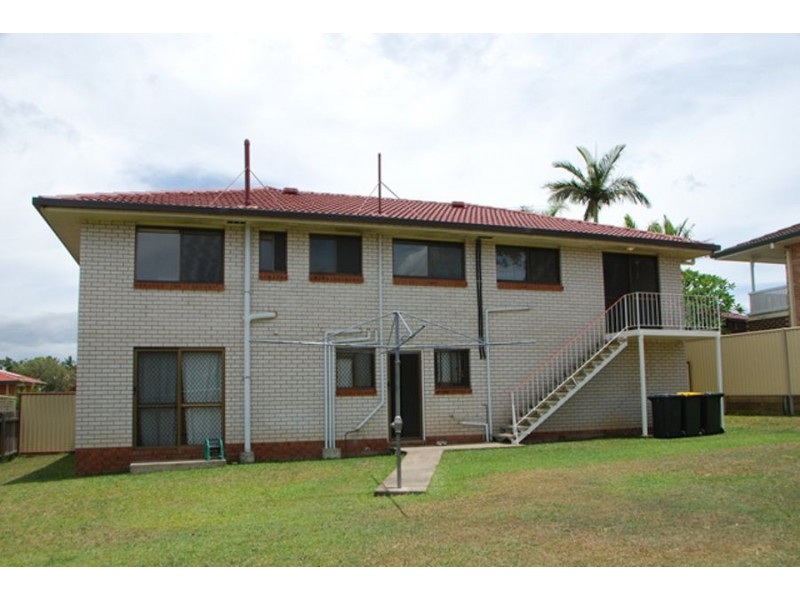 9 Carnoustie St, Macgregor QLD 4109