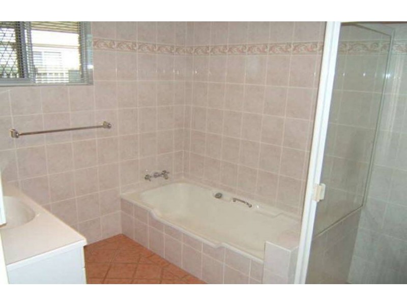 27 WhiteyStreet, Woodridge QLD 4114