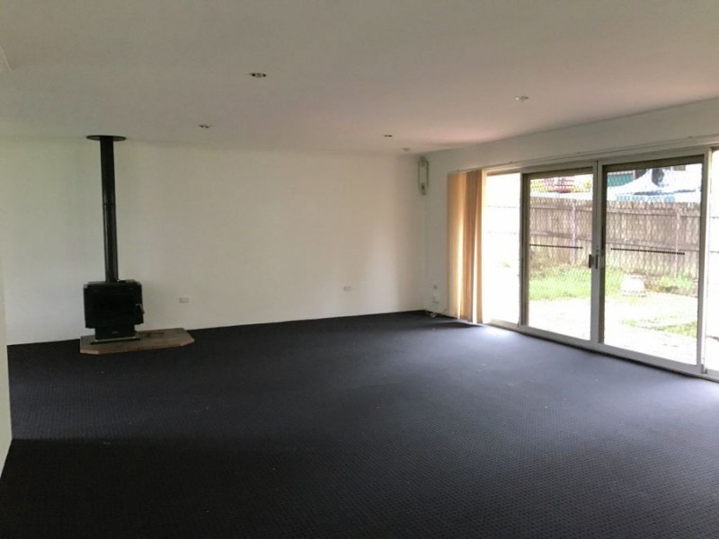 27 WhiteyStreet, Woodridge QLD 4114