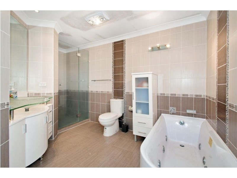 1 Alan Crs, Eight Mile Plains QLD 4113