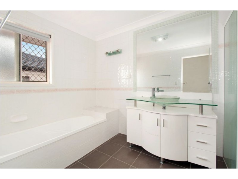 1 Alan Crs, Eight Mile Plains QLD 4113