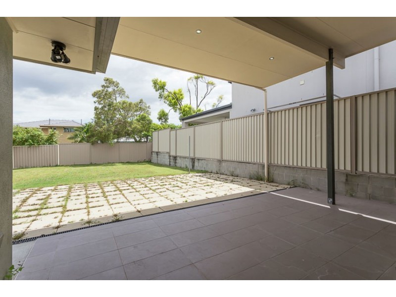 5A Lindisfarne St, Carindale QLD 4152